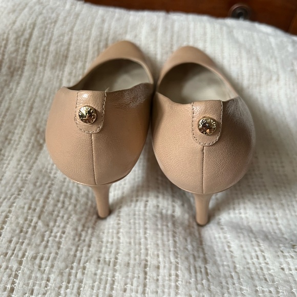Michael Kors Nude Heels - Picture 3 of 5